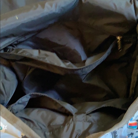 LeSportsac Best Friends Messenger Bag - Picture 6 of 15